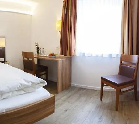 Hotel-gasthof Krone 3* غريدينغ